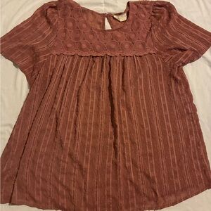 Elegant Mauve Blouse with Embroidered Detail